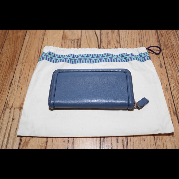 Tory Burch Wallet - Picture 2 of 5